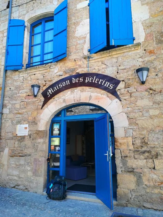 Gite La Maison Des Pelerins Villeneuve-dʼAveyron Exteriér fotografie